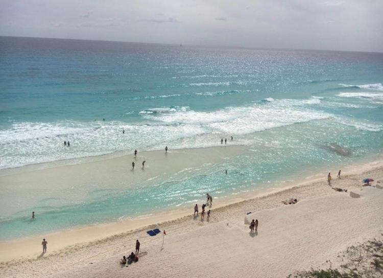 Studio Oceanfront Prime Location كانكون المظهر الخارجي الصورة