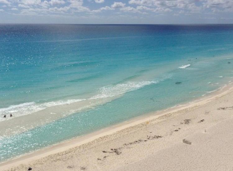 Studio Oceanfront Prime Location كانكون المظهر الخارجي الصورة