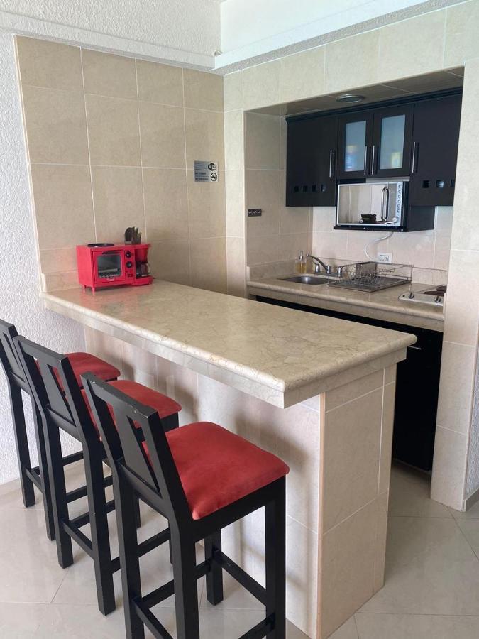 Studio Oceanfront Prime Location كانكون المظهر الخارجي الصورة