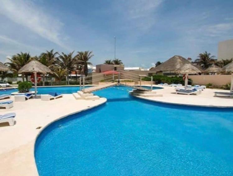 Studio Oceanfront Prime Location كانكون المظهر الخارجي الصورة