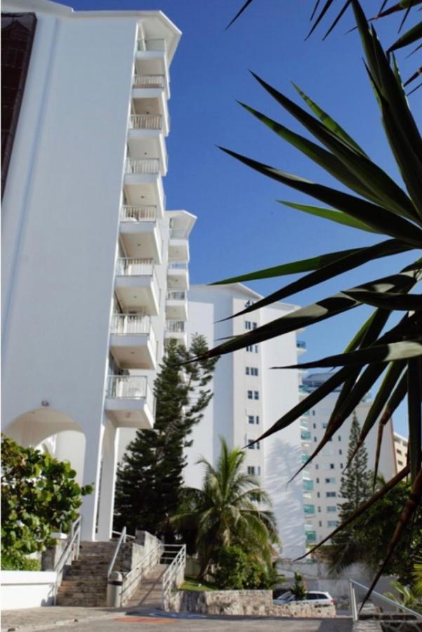Studio Oceanfront Prime Location كانكون المظهر الخارجي الصورة